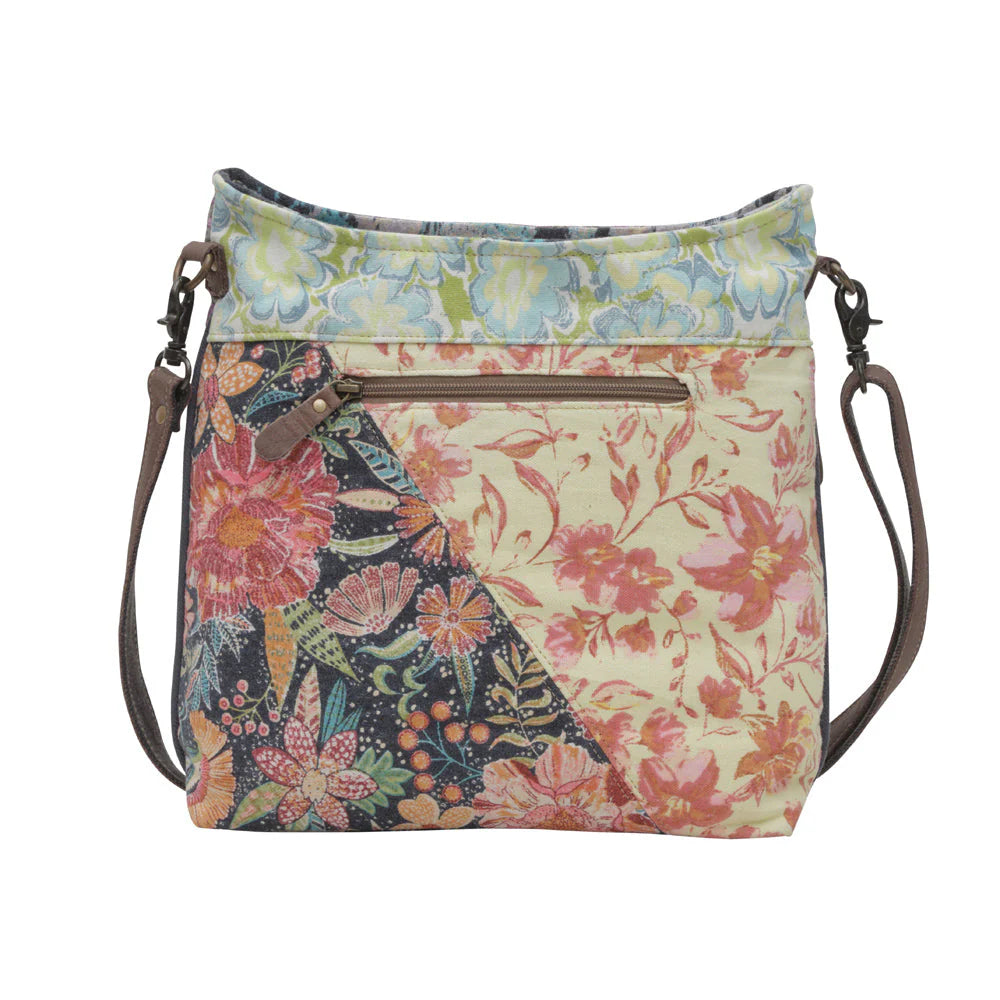 Le Fleur Bel Shoulder Bag