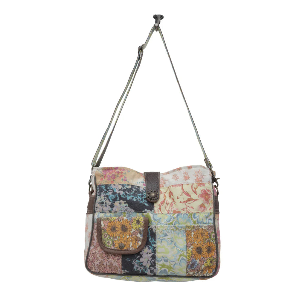 Le Fleur Shoulder Bag