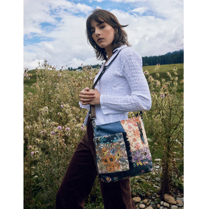 Le Fleur Blu Shoulder Bag