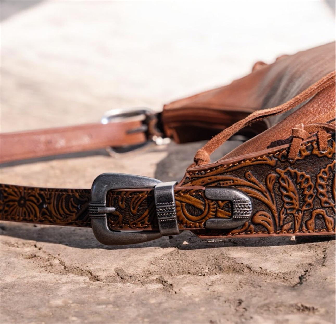 Montana West Floral Tooled Concealed Carry Hobo